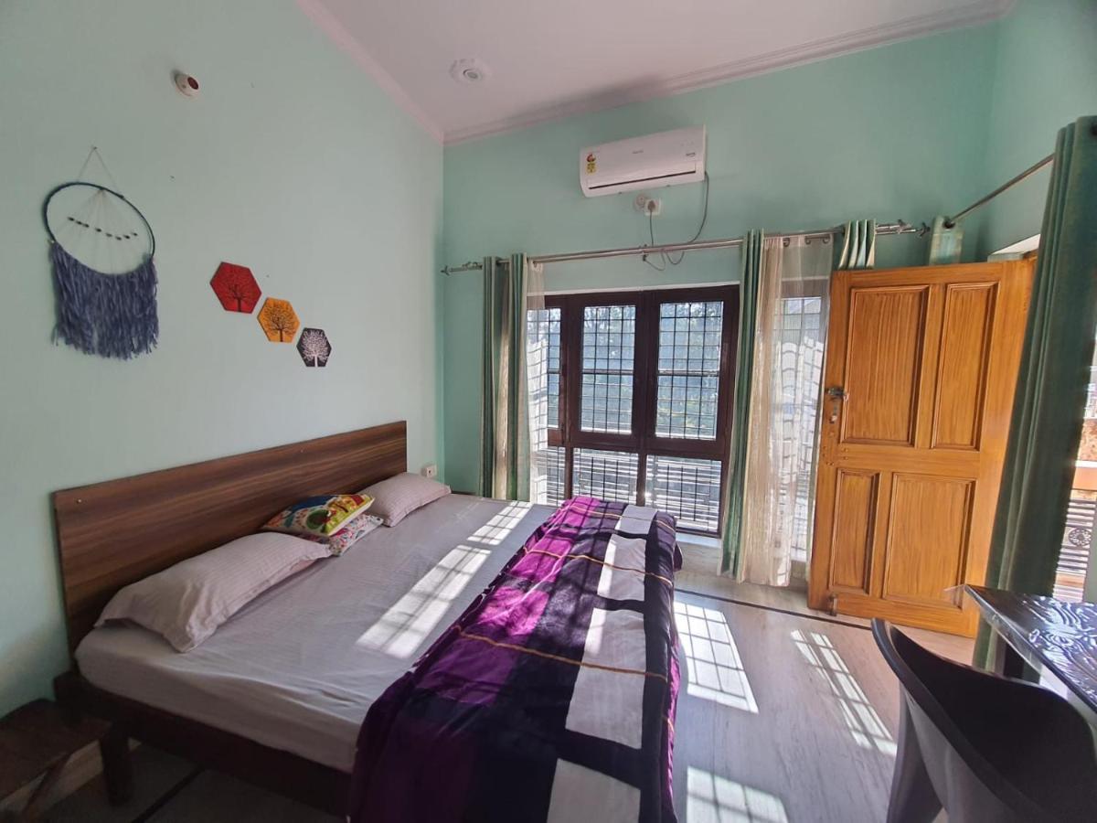 דהראדון Nature View Homestay חדר תמונה