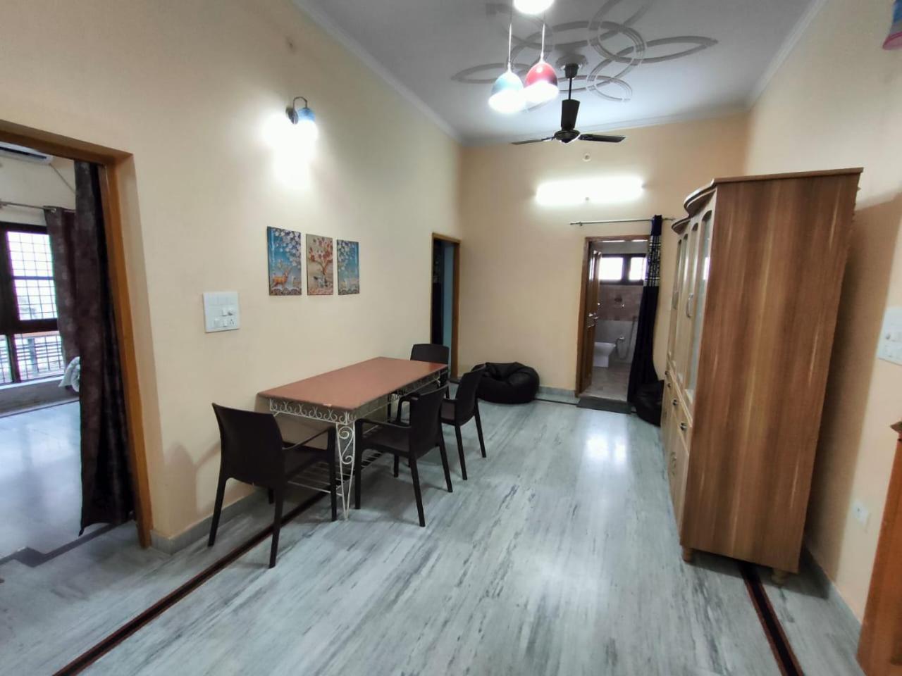 דהראדון Nature View Homestay חדר תמונה