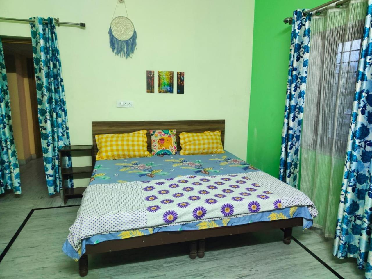 דהראדון Nature View Homestay חדר תמונה